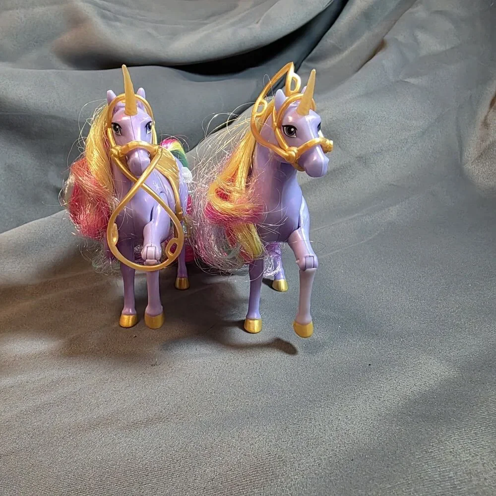 2 Unicorn Academy WILDSTAR 2023 Horse SpinMaster Toys Tested